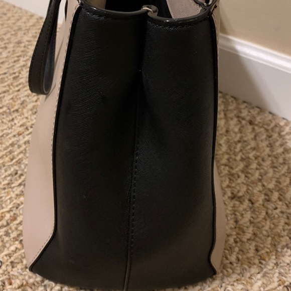 Kate Spade Hand Tote and Wallet - Picture 4 of 10